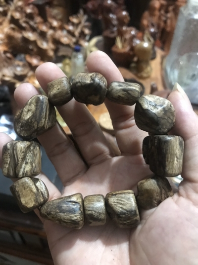 Trầm hương, nhang trầm sạch